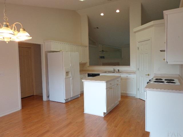 4752 Ridge Pointe Drive Pace, FL 32571 - Photo 8 of 43 Gallery Image 8