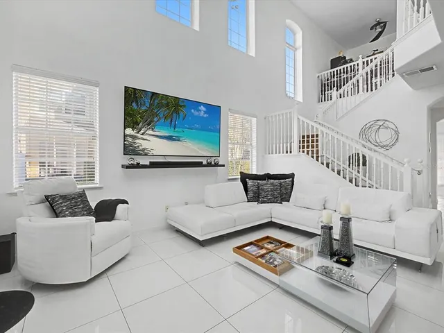 $392,500 | 528 Woodland Terrace Boulevard, Orlando, FL 32828