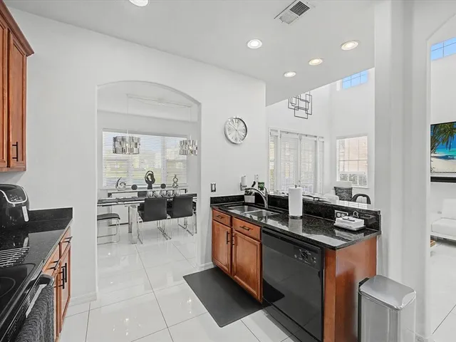 $392,500 | 528 Woodland Terrace Boulevard, Orlando, FL 32828