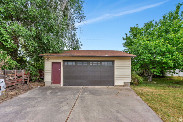 1896 Cliffs Place Layton, UT 84041 - Photo 4 of 35