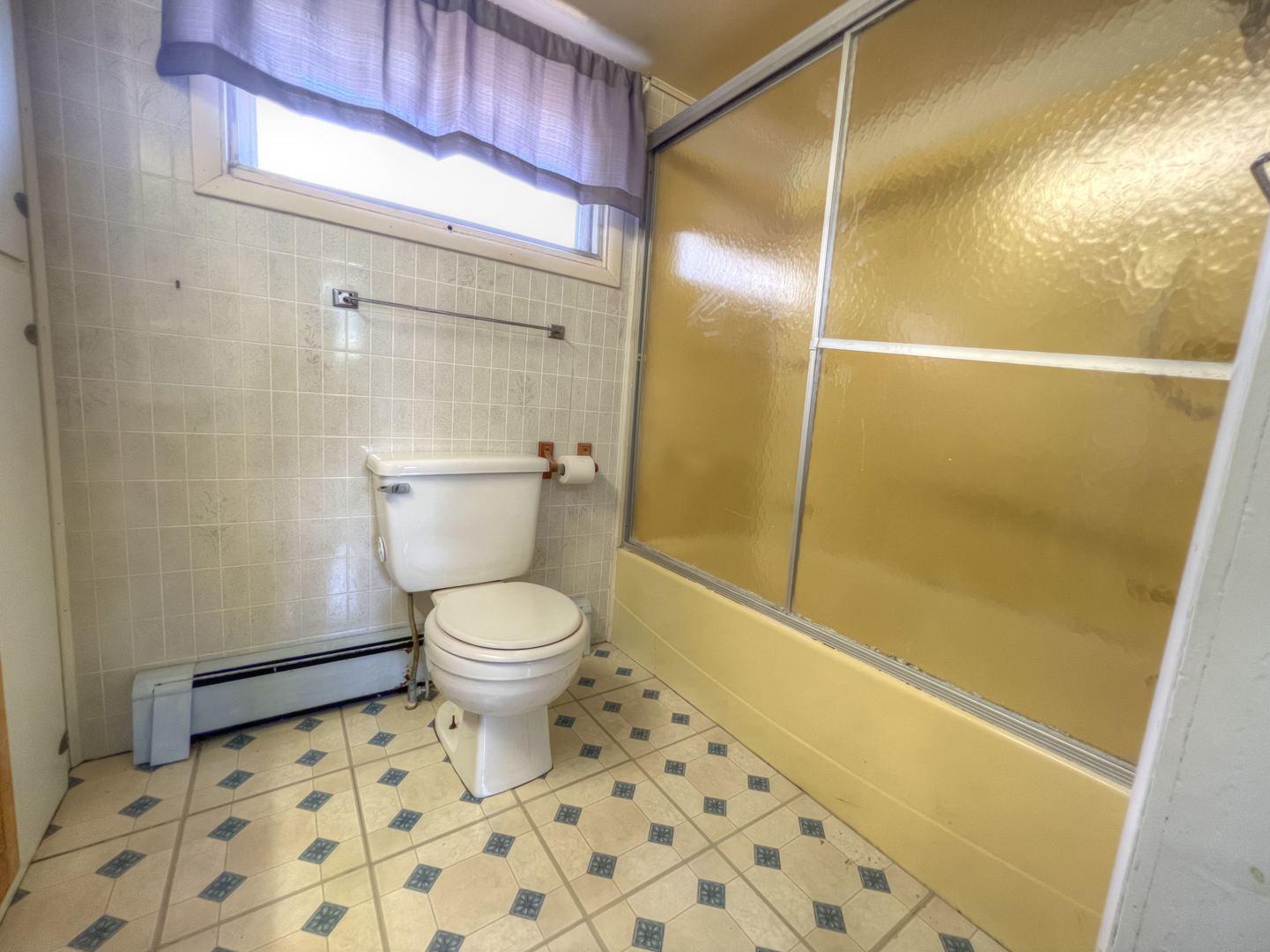 309 Jefferson Street Danforth, IL 60930 - Photo 20 of 45 a bathroom with a toilet and a shower
