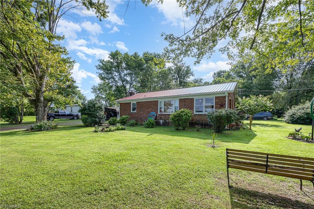 199 Simpson Road Mount Airy, NC 27030 - Photo 1 of 20 Gallery Image 1