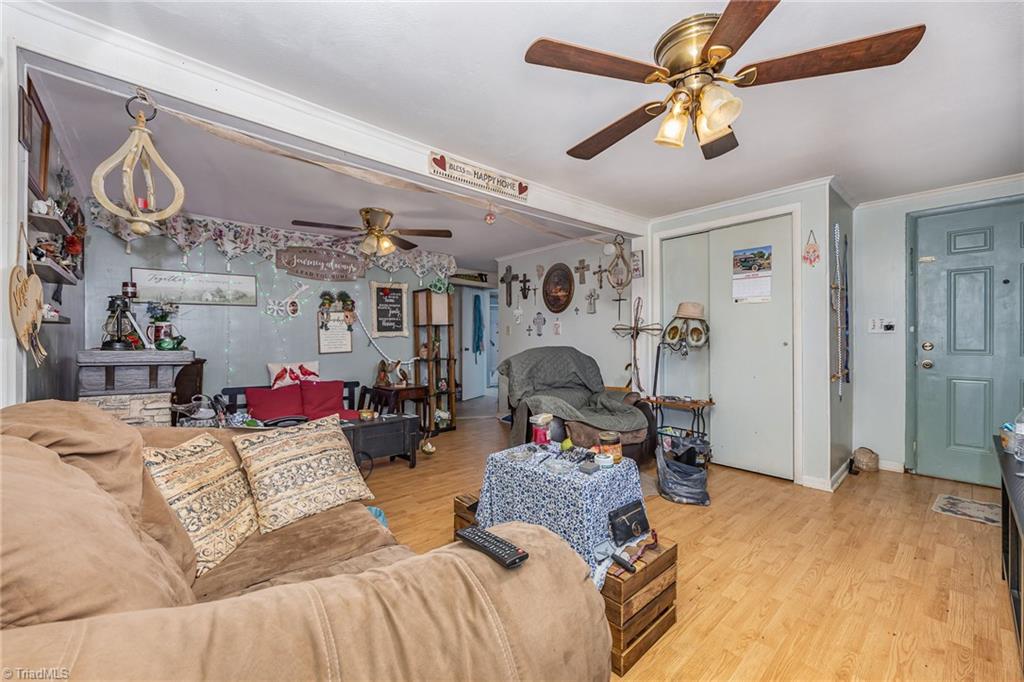199 Simpson Road Mount Airy, NC 27030 - Photo 5 of 20 Gallery Image 5