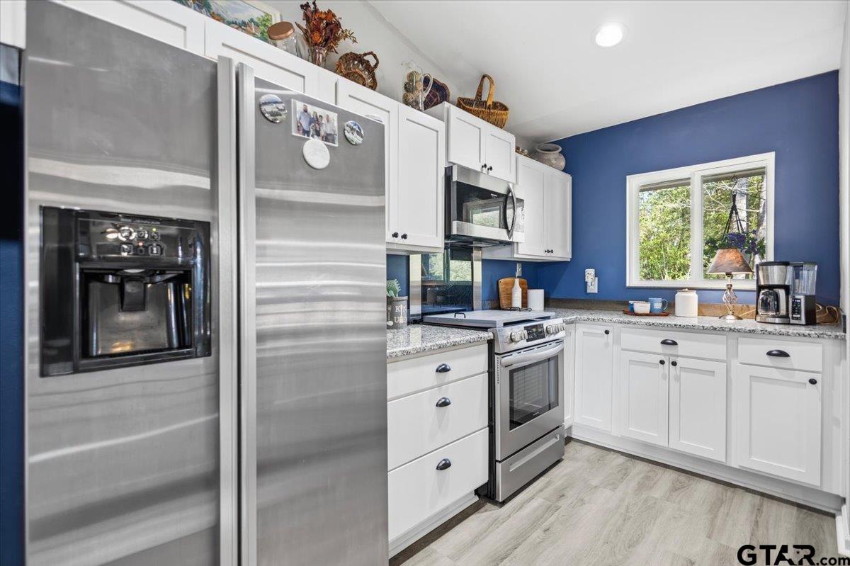 289 Acapulco Road Jefferson, TX 75657 - Photo 7 of 30