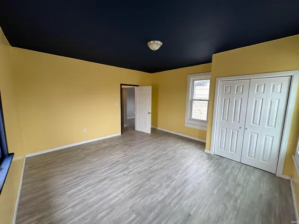$200,000 | 112 8th Street, Logansport, IN 46947