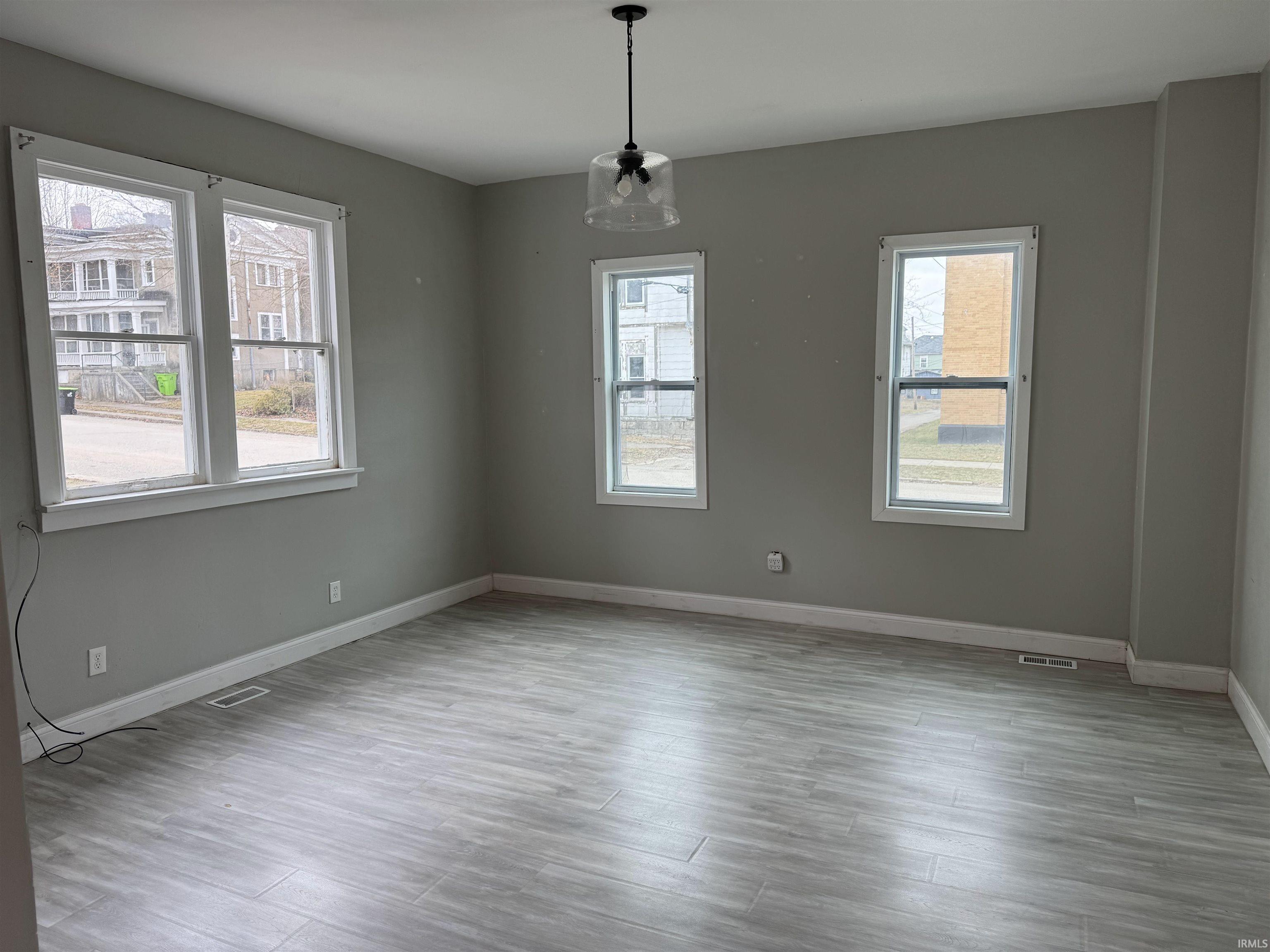 112 8th Street Logansport, IN 46947 - Photo 10 of 27