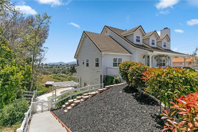 $1,399,999 | 30927 Del Rey Road, Temecula, CA 92591