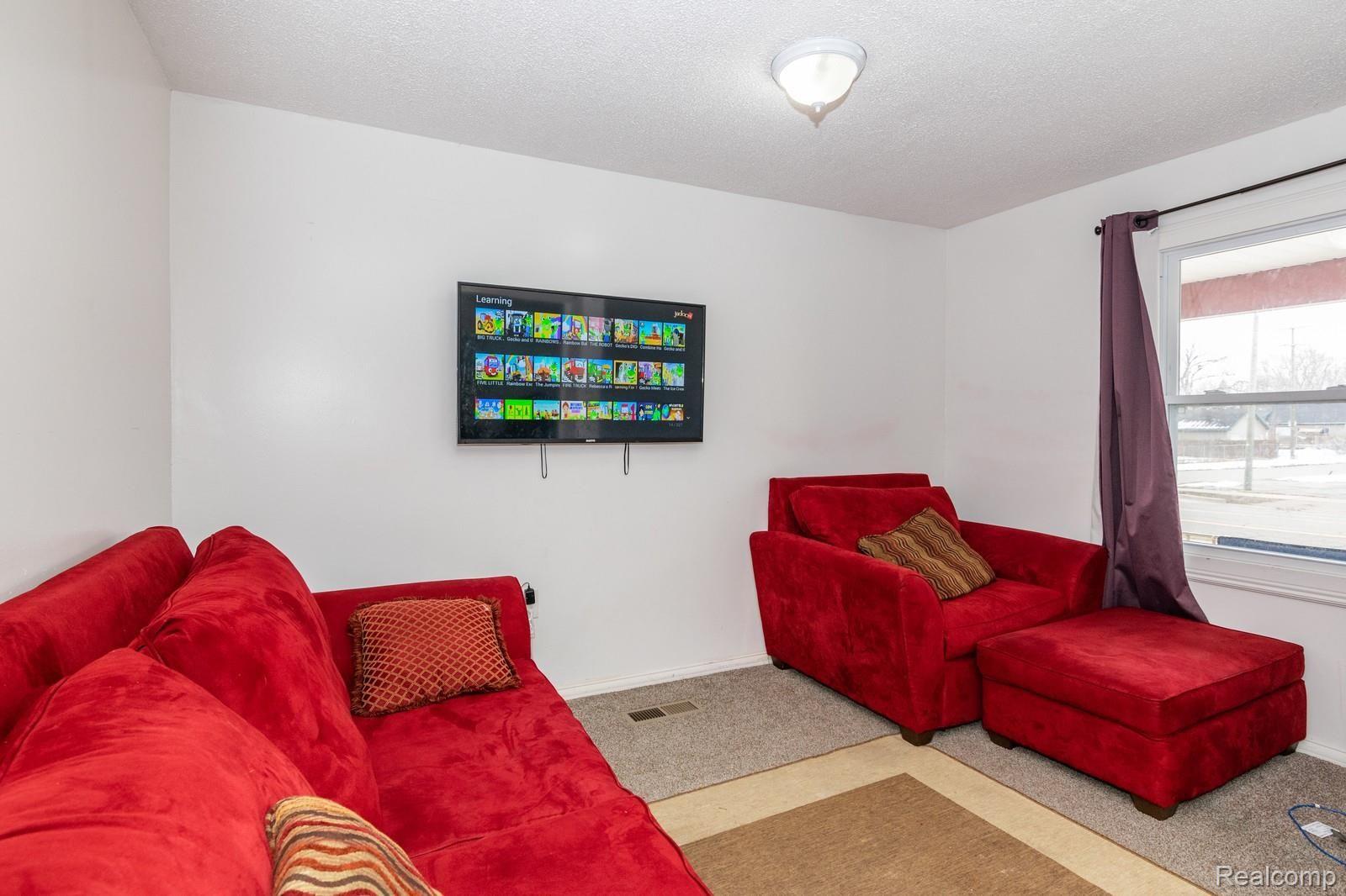 20910 Inkster Road Southfield, MI 48033 - Photo 10 of 26 13_DSC_9982_mls.jpg