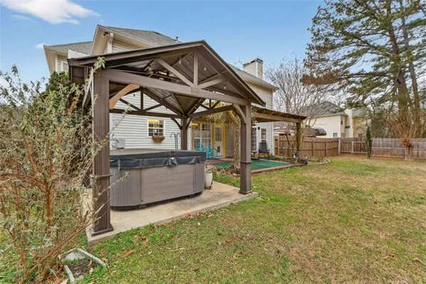 a view of backyard of house