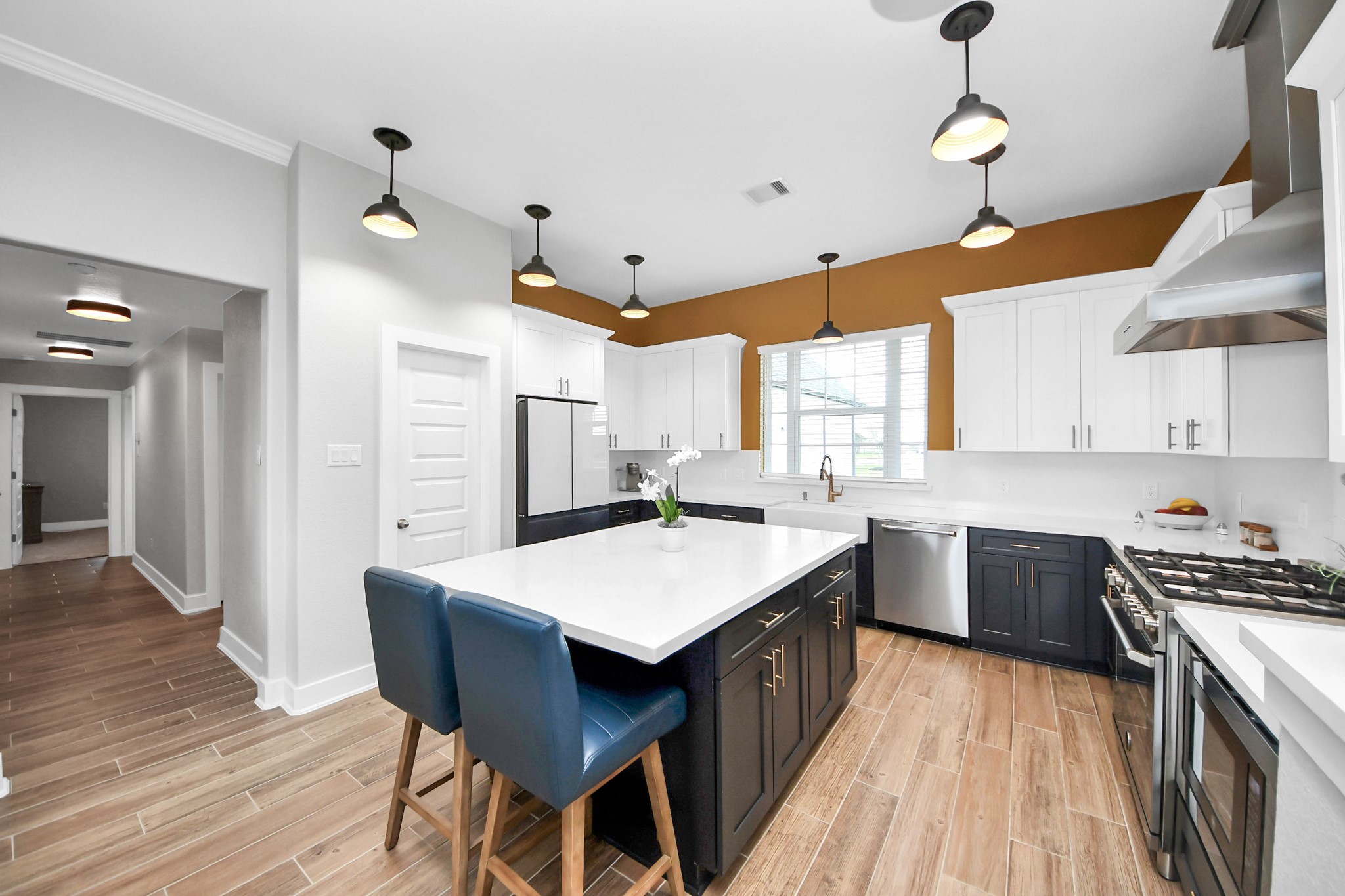 7723 Stratford Hall Drive Rosharon, TX 77583 - Photo 25 of 50 Kitchen window overlooks from yard