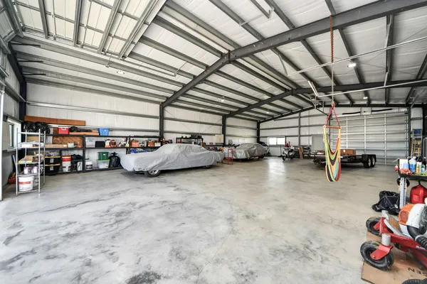$995,000 | 7723 Stratford Hall Drive, Rosharon, TX 77583