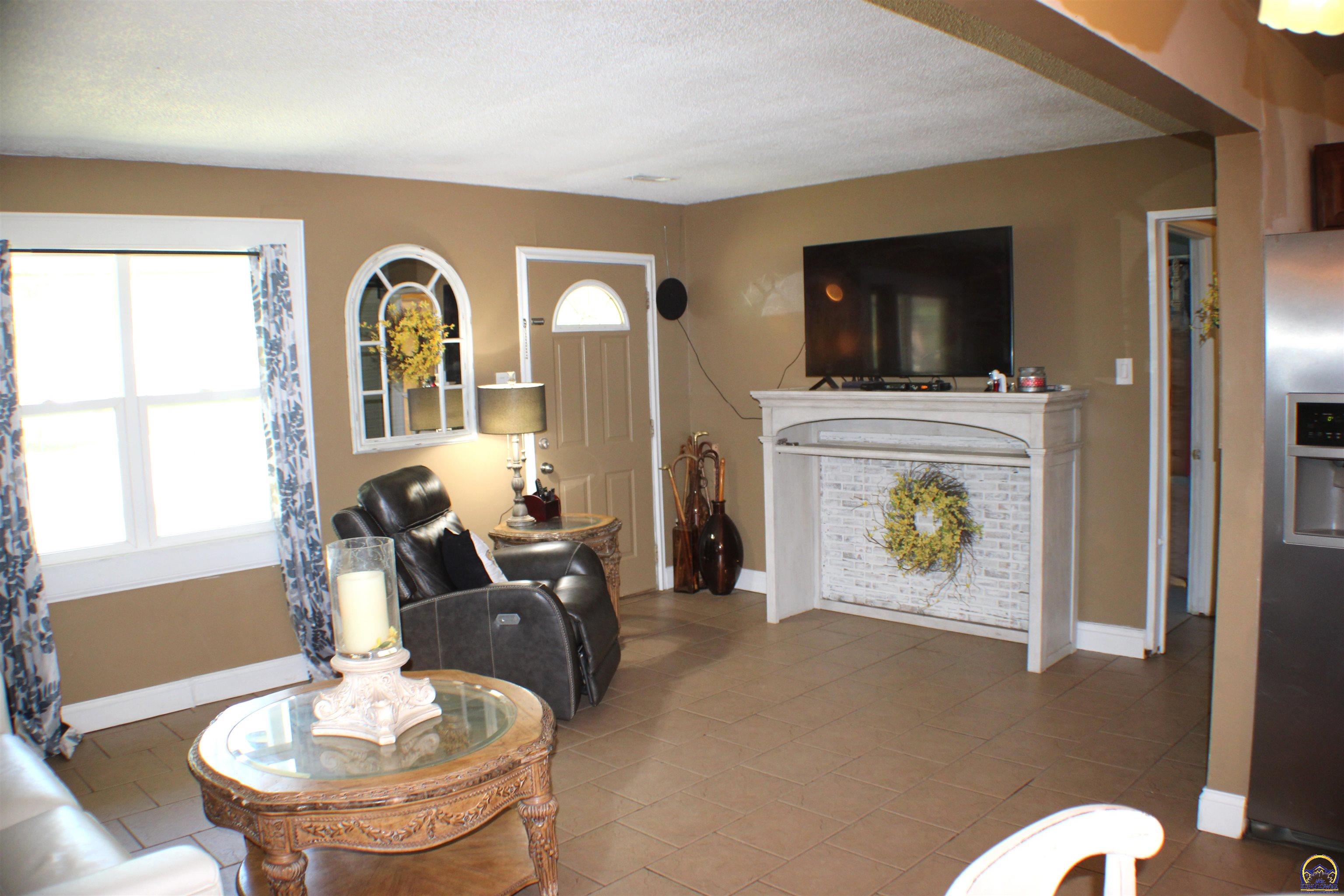 2517 Southwest Morningside Road Topeka, KS 66614 - Photo 21 of 21