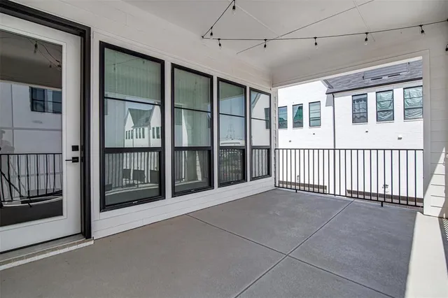 $480,000 | 123 Garden Court East, Arlington, TX 76013