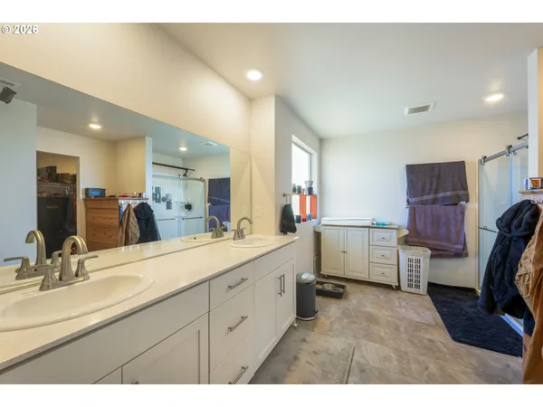 $530,000 | 641 Northeast Union Loop, Prineville, OR 97754