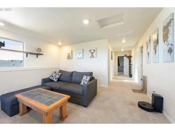 $530,000 | 641 Northeast Union Loop, Prineville, OR 97754