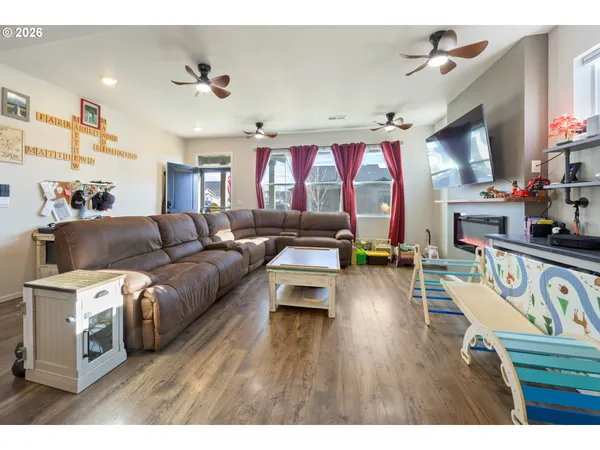 $530,000 | 641 Northeast Union Loop, Prineville, OR 97754