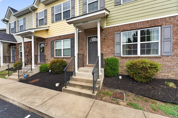 $259,900 | 2043 Pinecrest Drive, Nashville, TN 37211