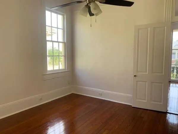 $1,450 | 4919 Magazine Street, Unit E, New Orleans, LA 70115
