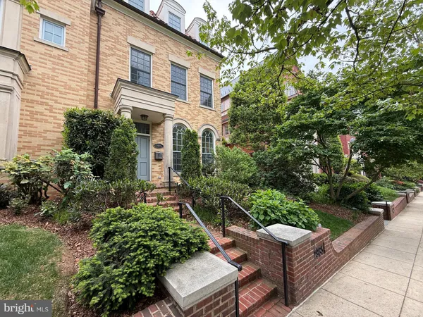 $2,495,000 | 2985 38th Street Northwest, Washington, DC 20016