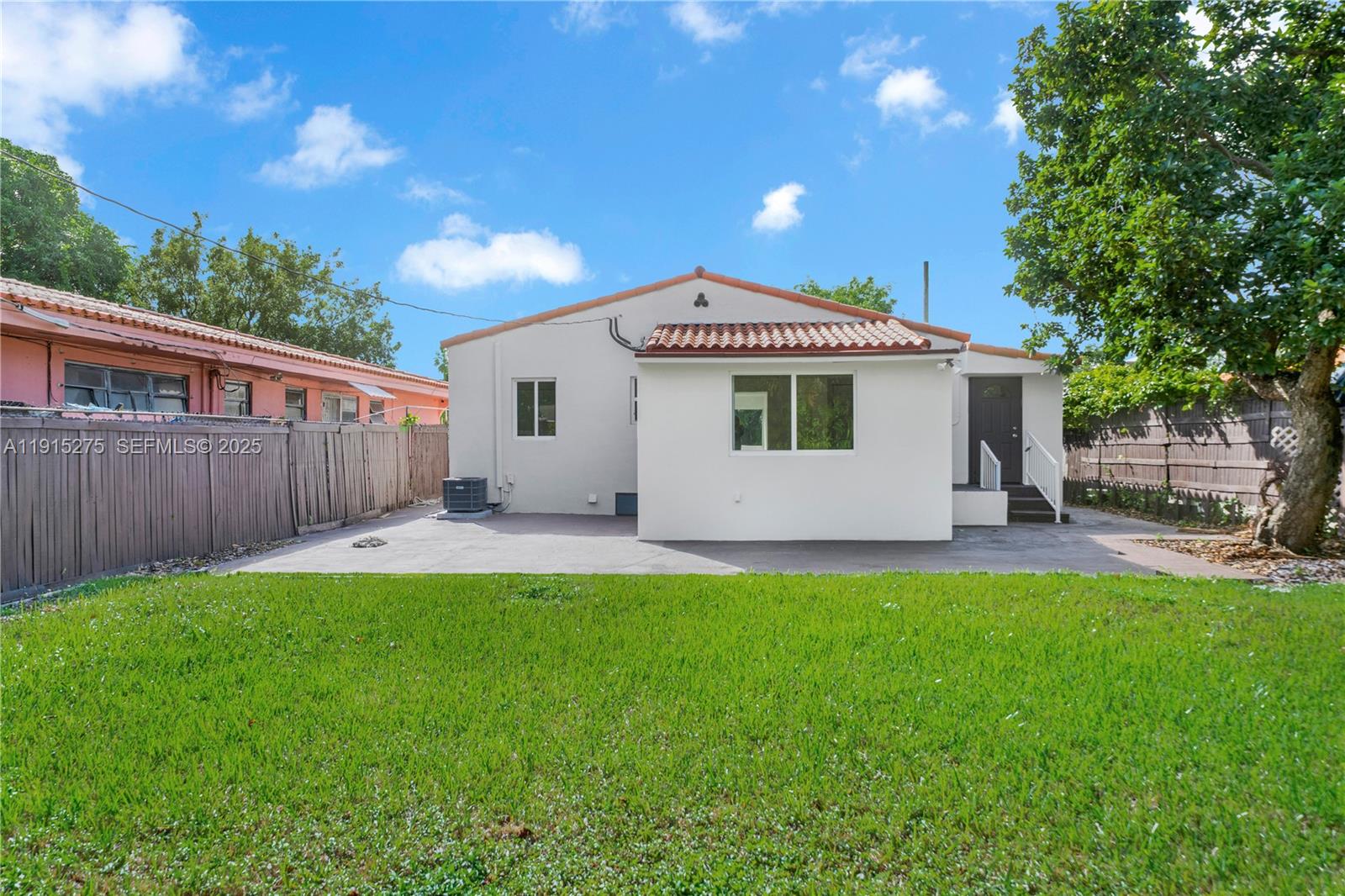2949 Southwest 14th Street Miami, FL 33145 - Photo 23 of 28