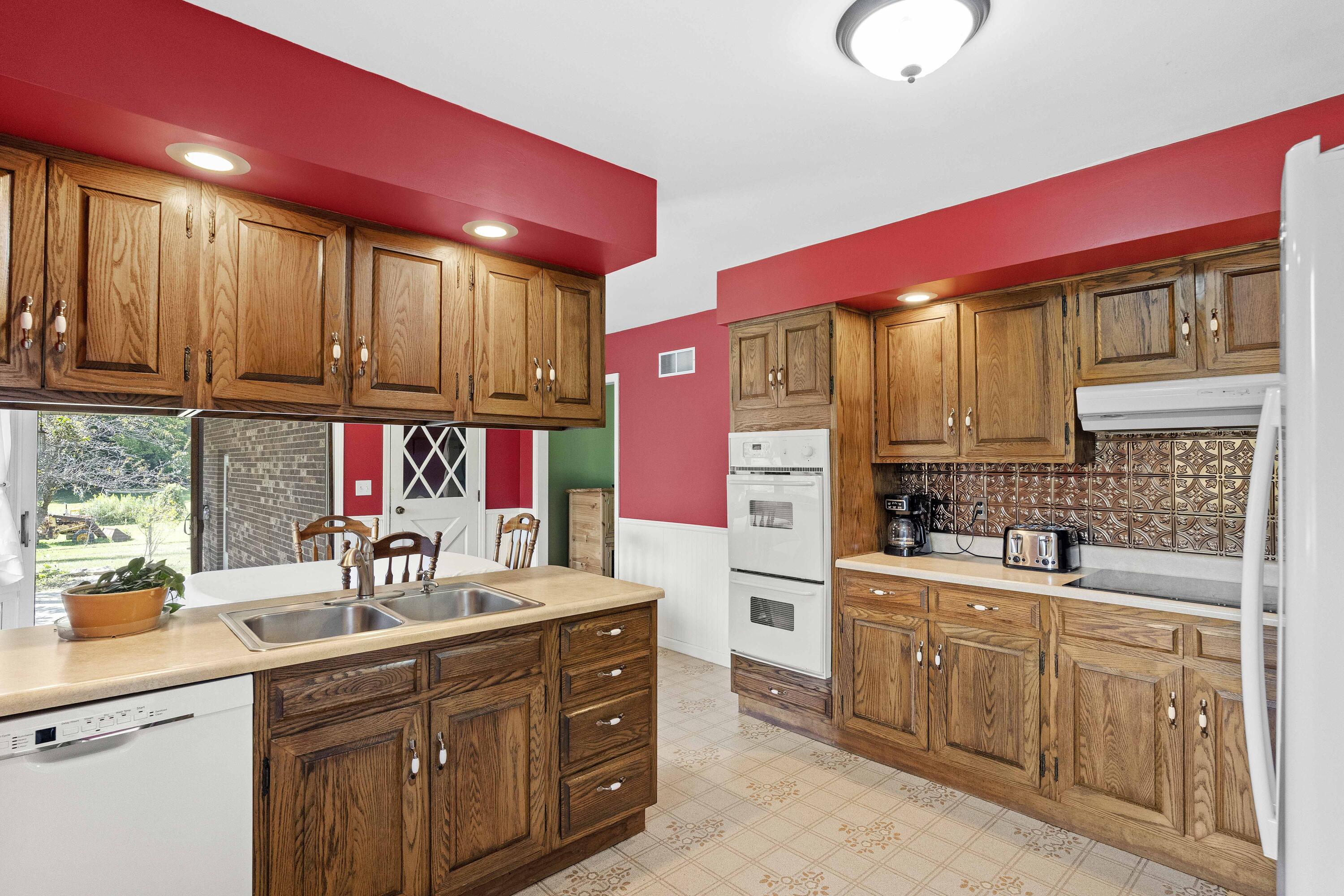 6674 East Division Road Mill Creek, IN 46365 - Photo 11 of 32 3000x2000