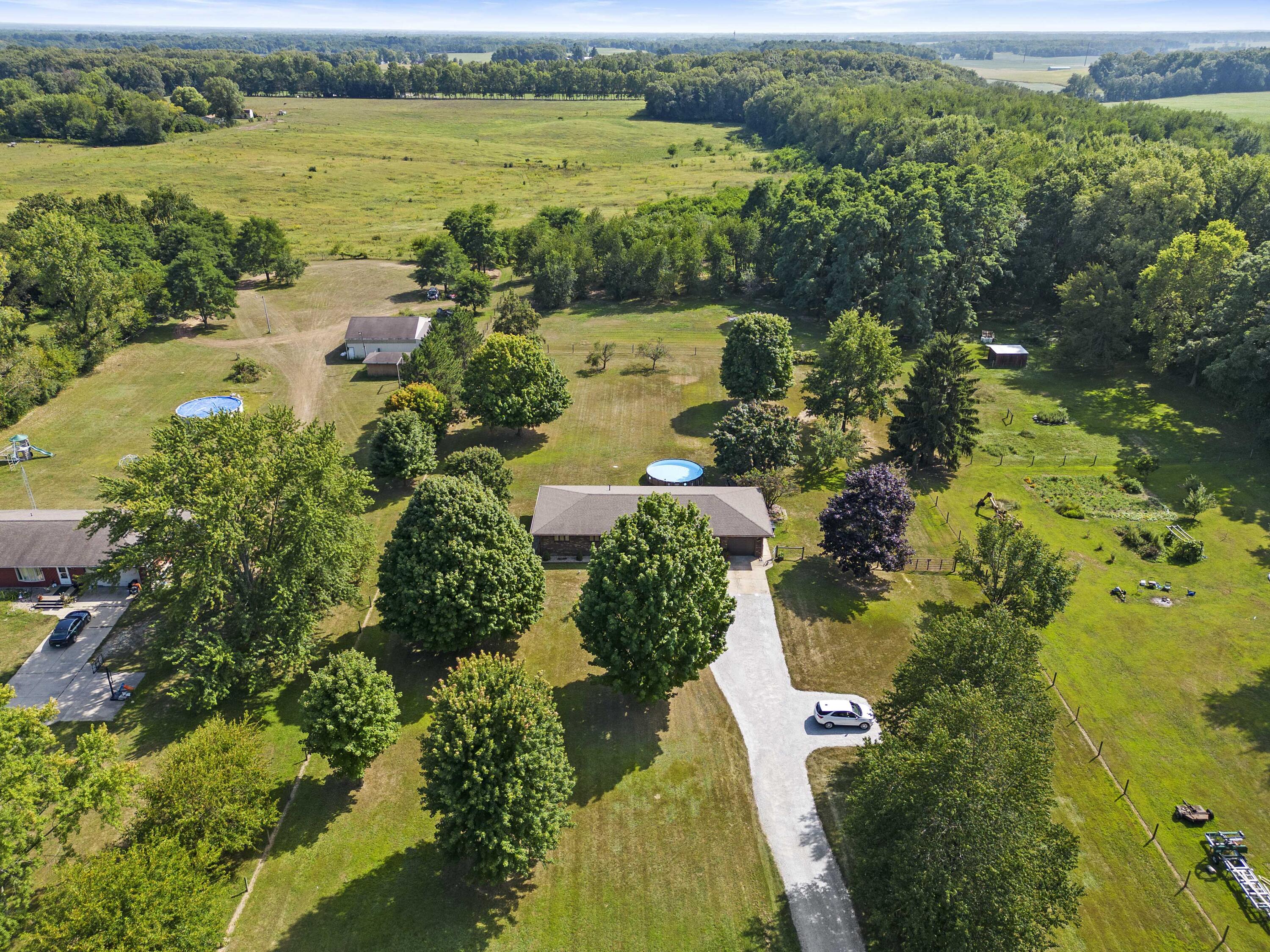 6674 East Division Road Mill Creek, IN 46365 - Photo 25 of 32 3000x2250