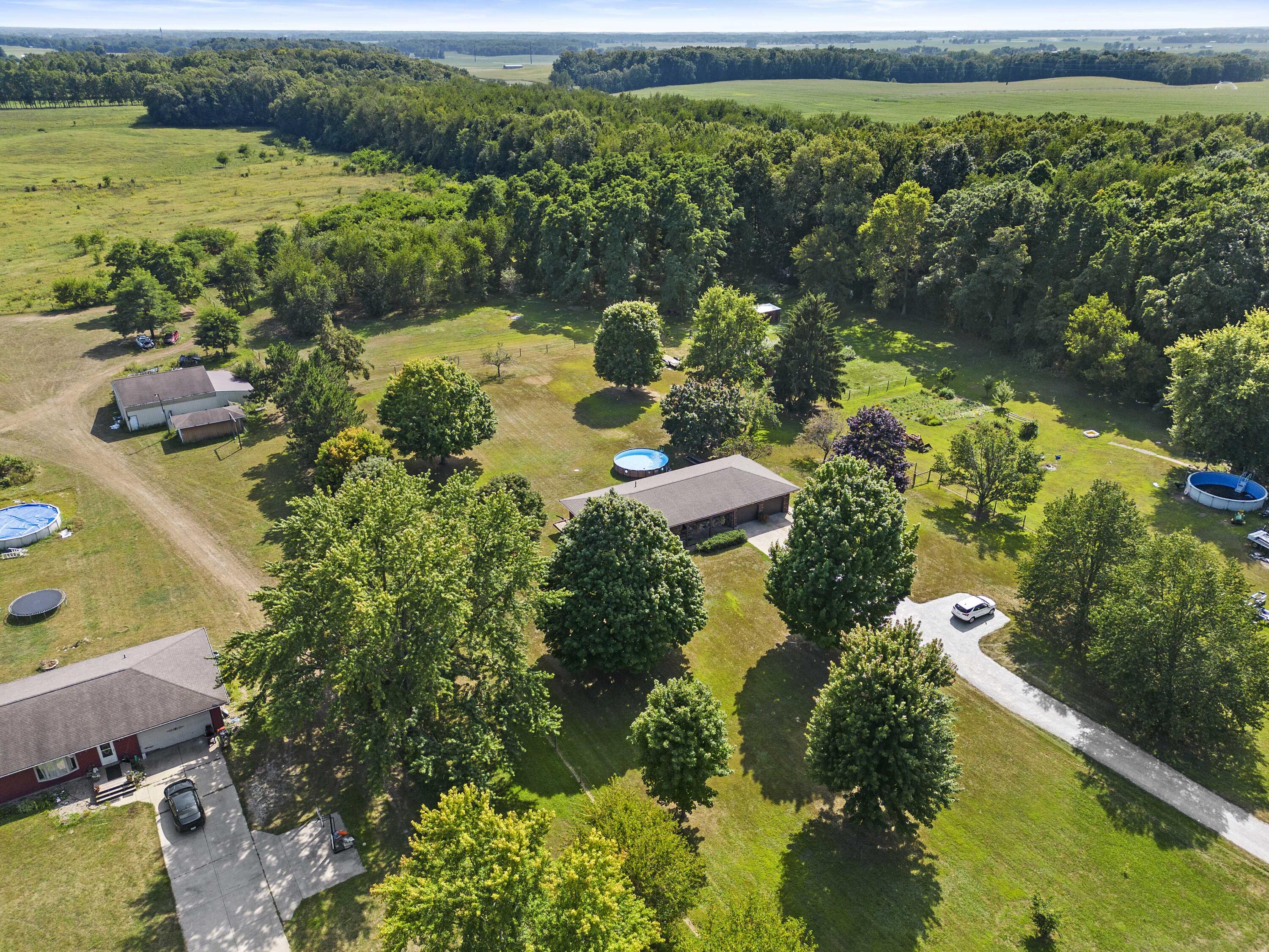 6674 East Division Road Mill Creek, IN 46365 - Photo 26 of 32 3000x2250