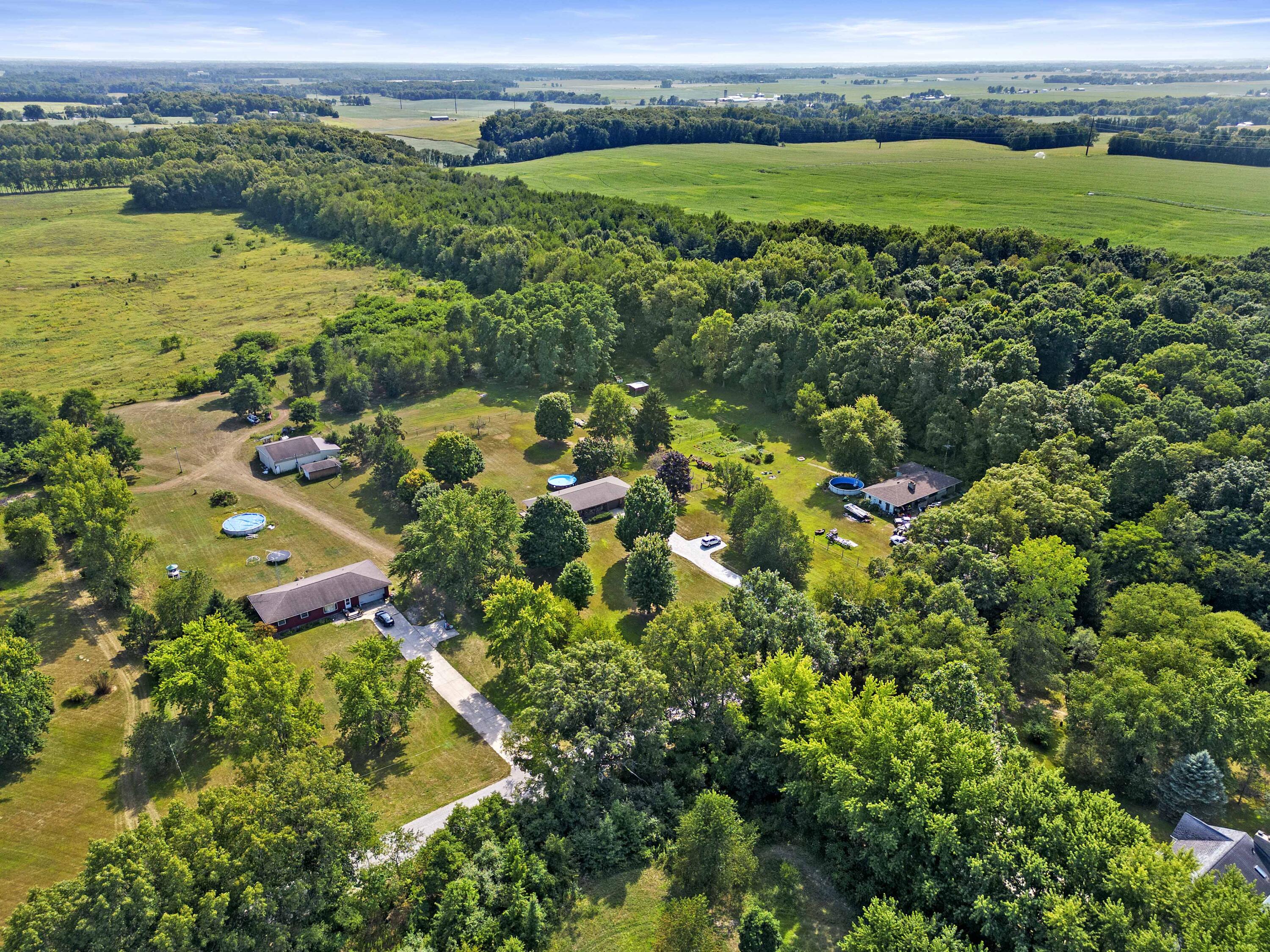 6674 East Division Road Mill Creek, IN 46365 - Photo 30 of 32 3000x2250