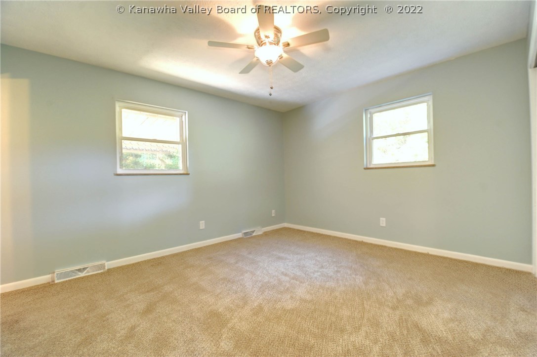 19 Barrington Road Nitro, WV 25143 - Photo 18 of 30 Gallery Image 18