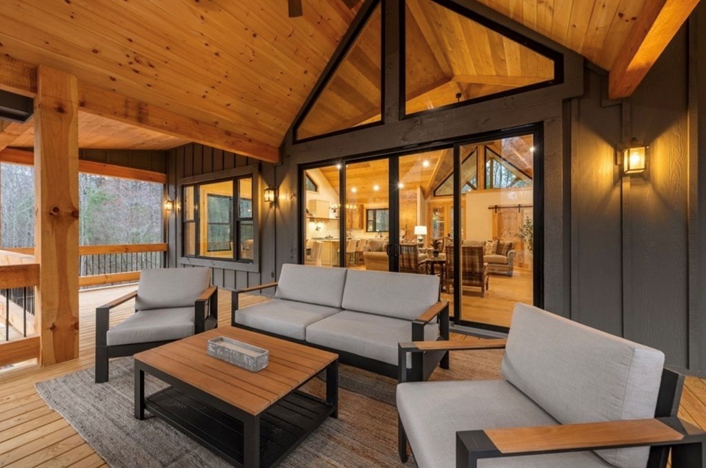 522 Lee’s Ride McCaysville, GA 30555 - Photo 18 of 33