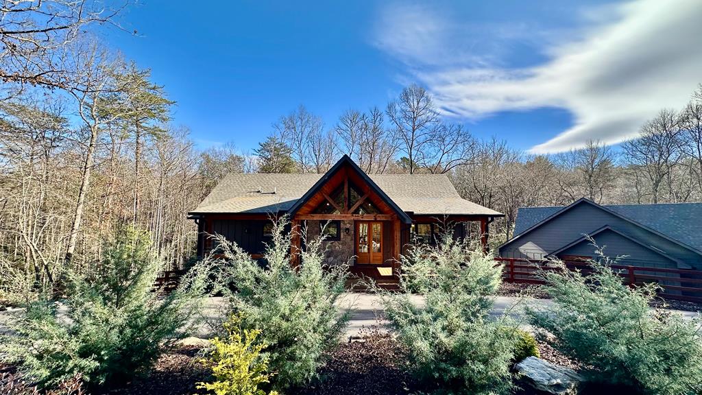 522 Lee’s Ride McCaysville, GA 30555 - Photo 3 of 33