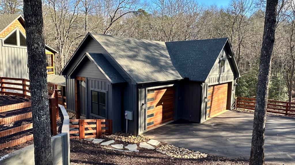 522 Lee’s Ride McCaysville, GA 30555 - Photo 4 of 33