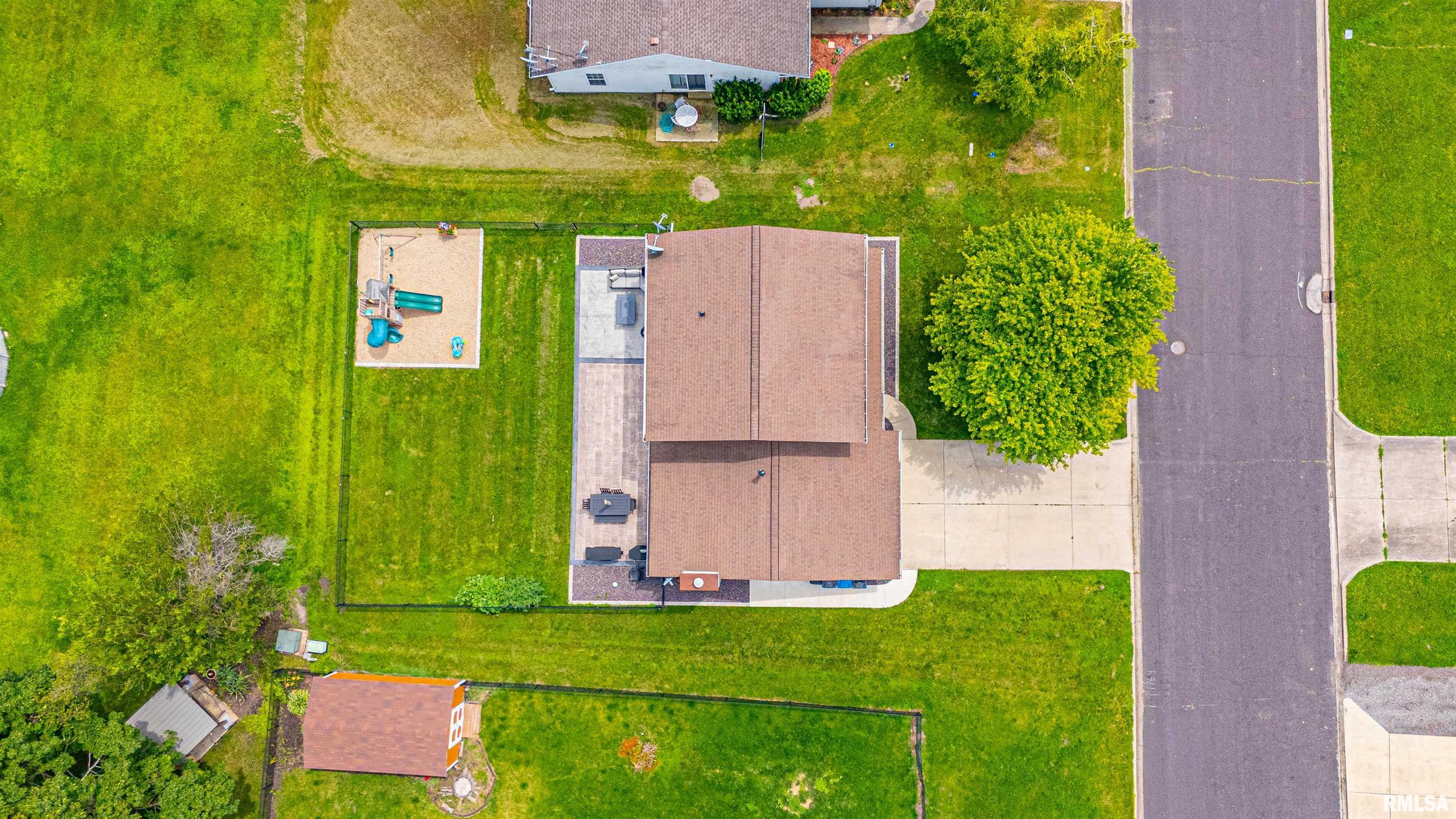 416 South Maple Avenue Minier, IL 61759 - Photo 5 of 45