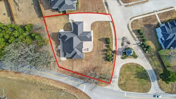 $799,900 | 3909 Saddle Crk Boulevard, Denison, TX 75020