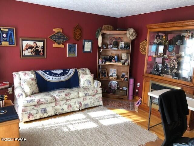 877 Lockville Road Dallas, PA 18612 - Photo 12 of 51