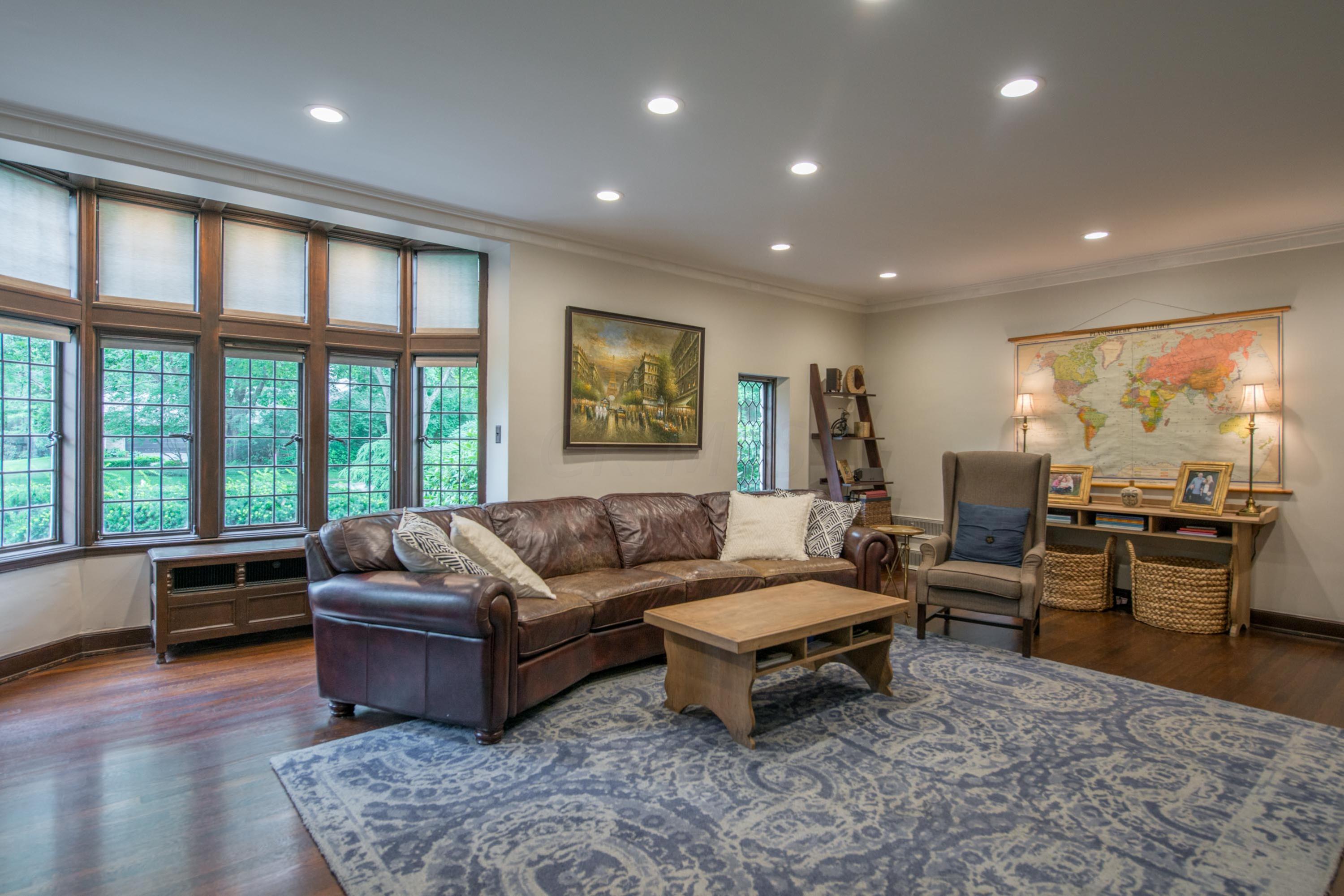 200 Ashbourne Road Columbus, OH 43209 - Photo 27 of 59