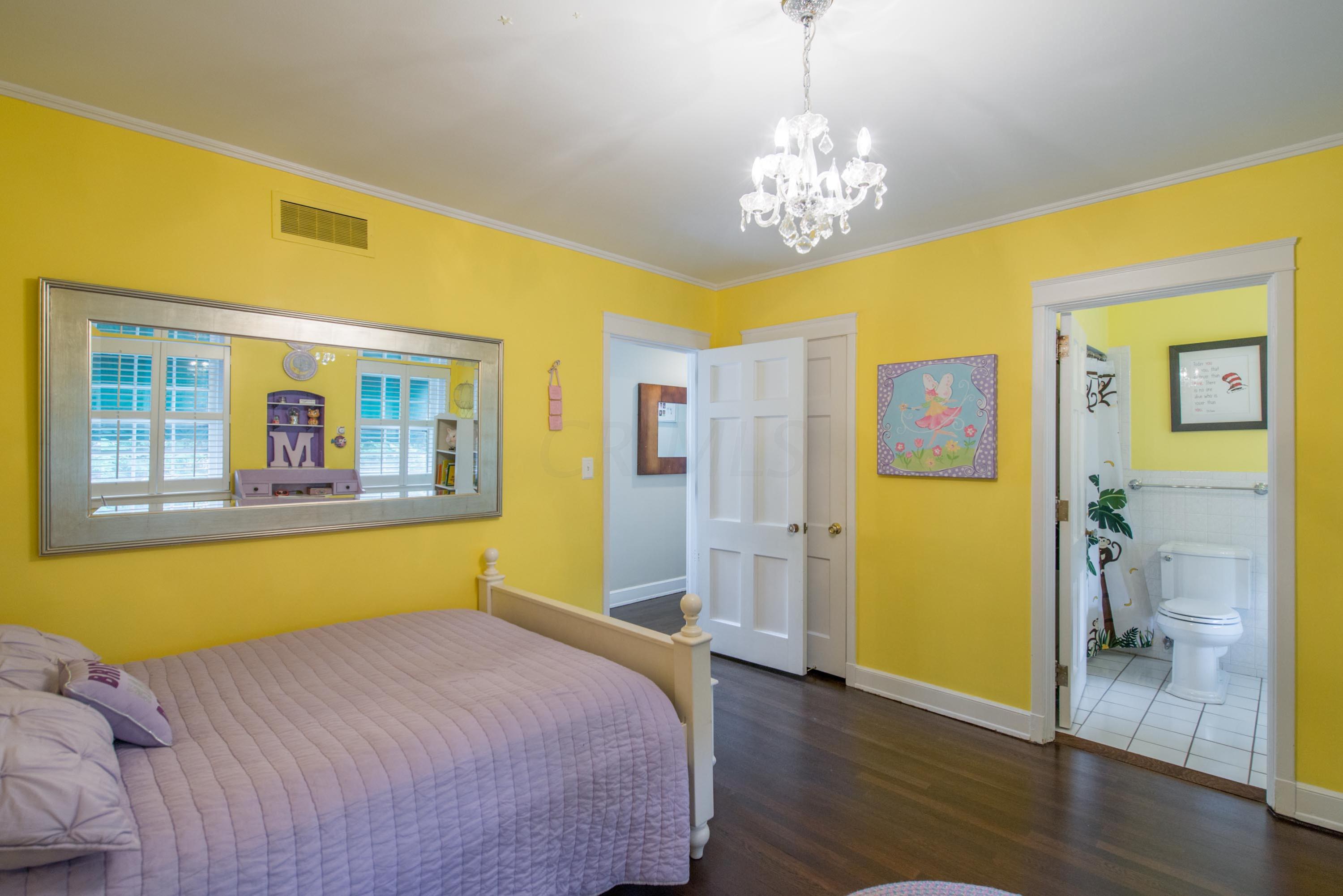 200 Ashbourne Road Columbus, OH 43209 - Photo 44 of 59