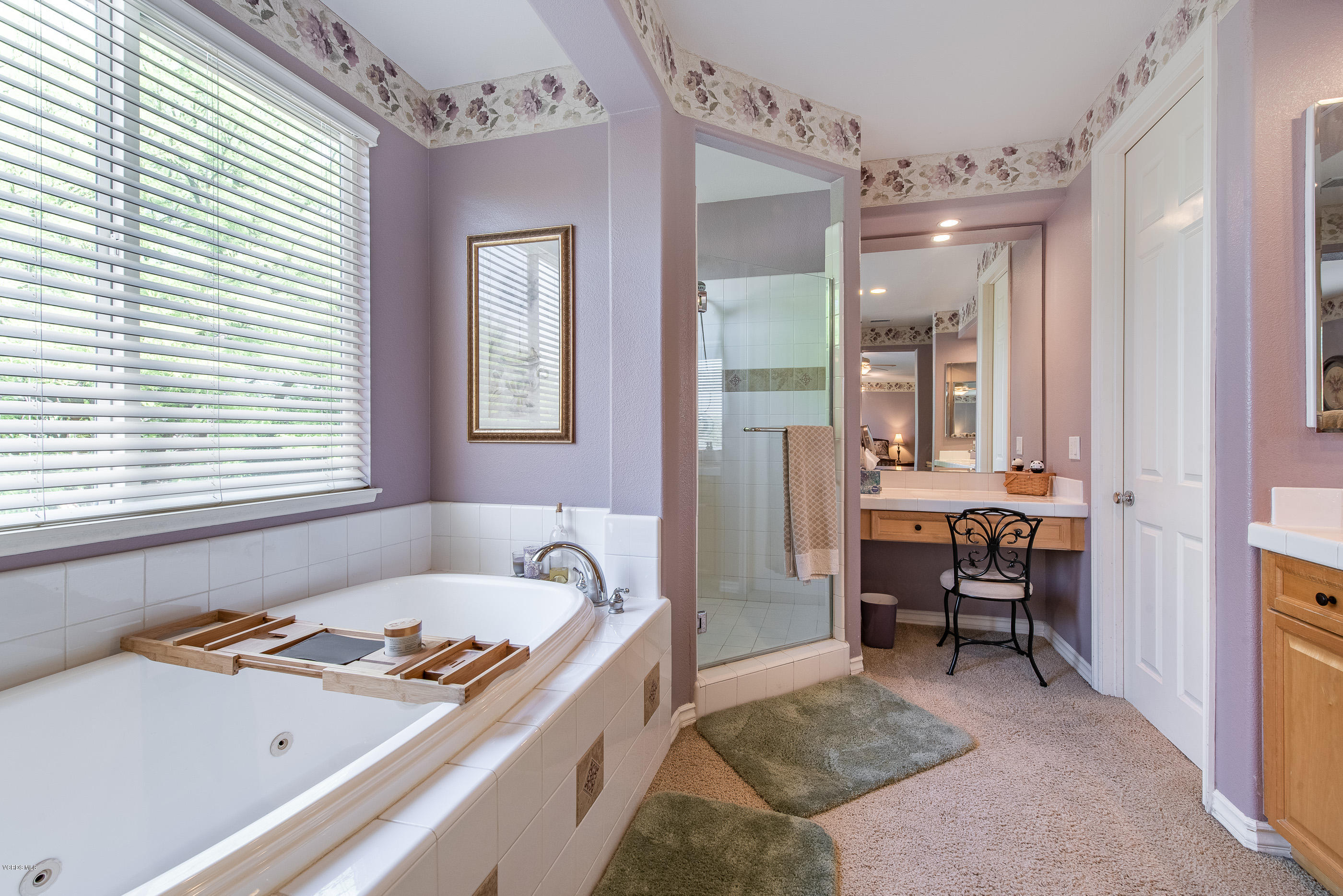 13625 Silver Oak Lane Moorpark, CA 93021 - Photo 23 of 35 a very nice looking room with a large window