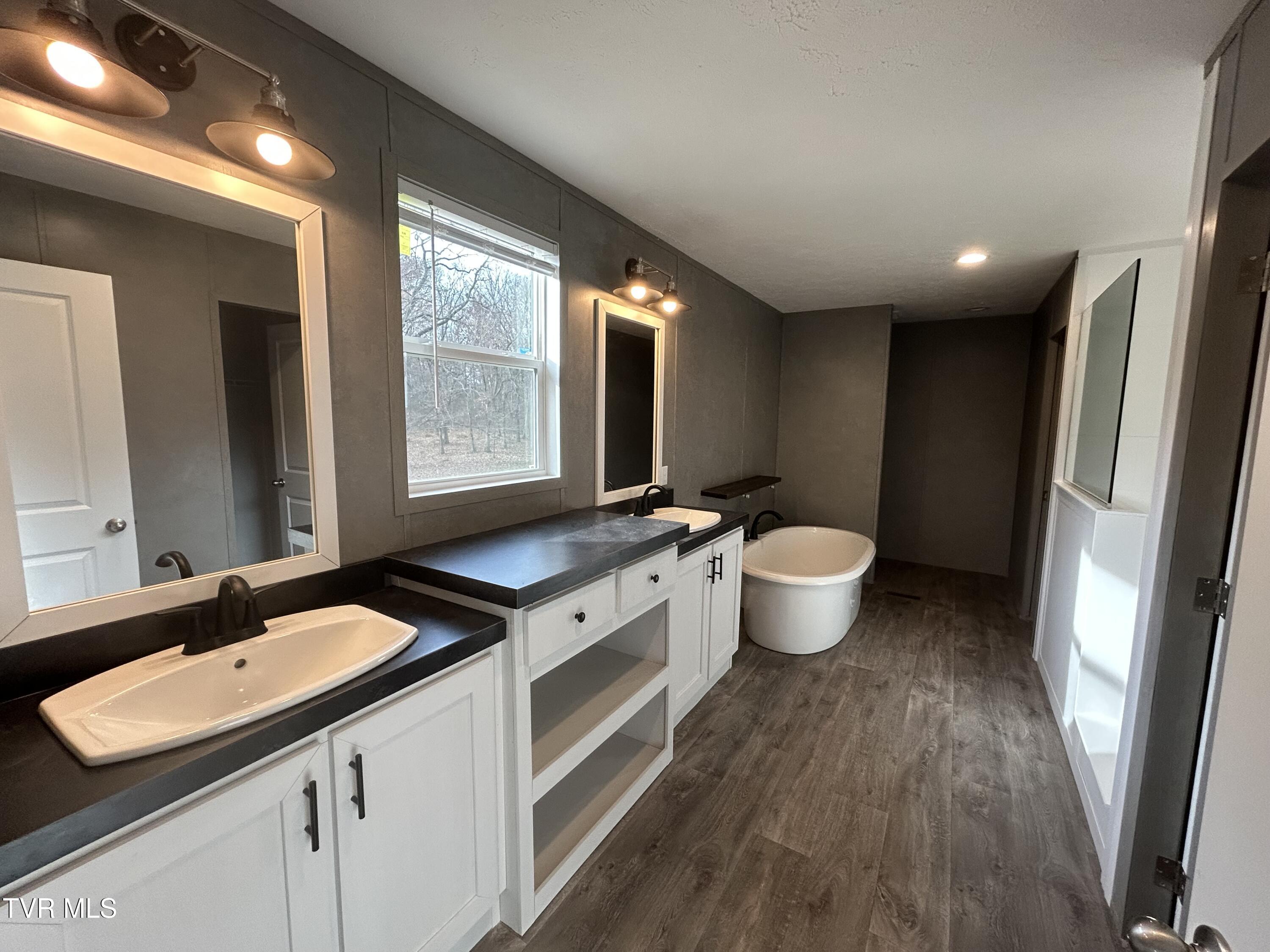 635 McDonald Road Midway, TN 37809 - Photo 20 of 43 IMG_3930