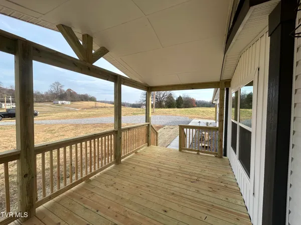 $369,900 | 635 McDonald Road, Midway, TN 37809