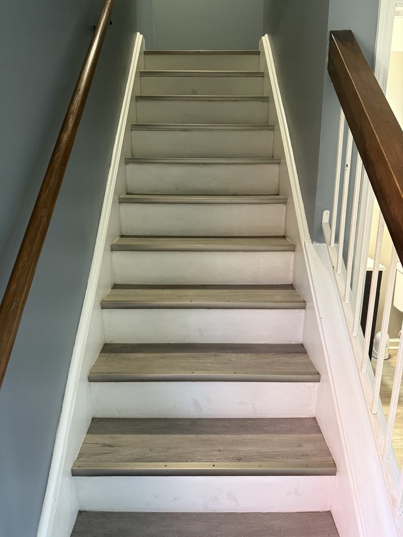 1319 Kingsbury Drive, Unit 2 Hanover Park, IL 60133 - Photo 24 of 44 a view of entryway