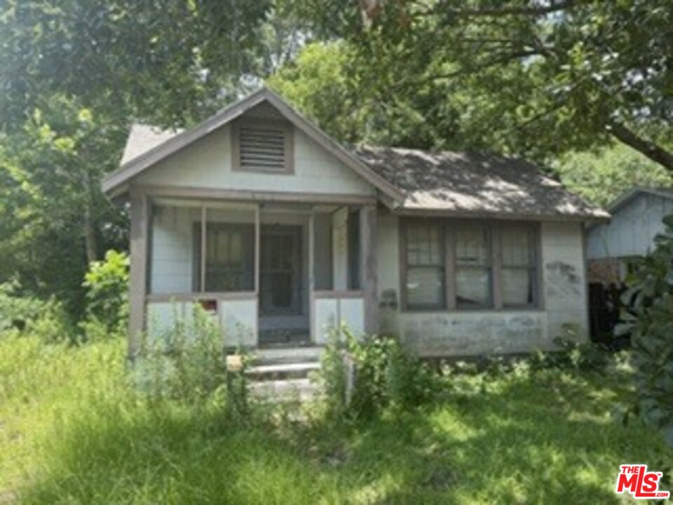 666 Ruth Street Mobile, AL 36606 - Photo 1 of 9