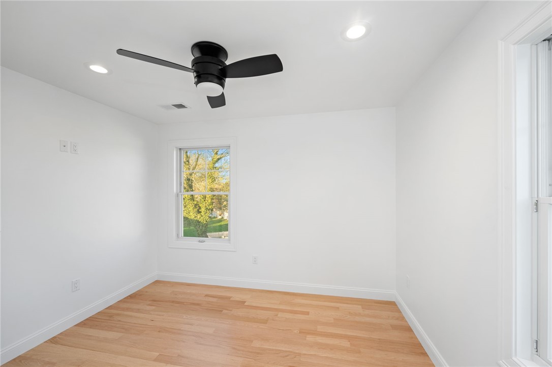 25 Scallop Shell Road Narragansett, RI 02882 - Photo 22 of 49 Level 3 - Bedroom #2