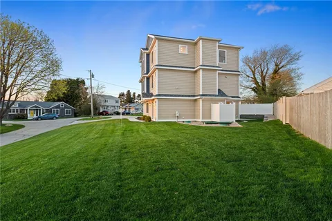 $1,749,900 | 25 Scallop Shell Road, Narragansett, RI 02882