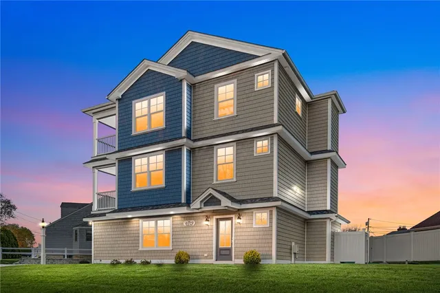 $1,749,900 | 25 Scallop Shell Road, Narragansett, RI 02882