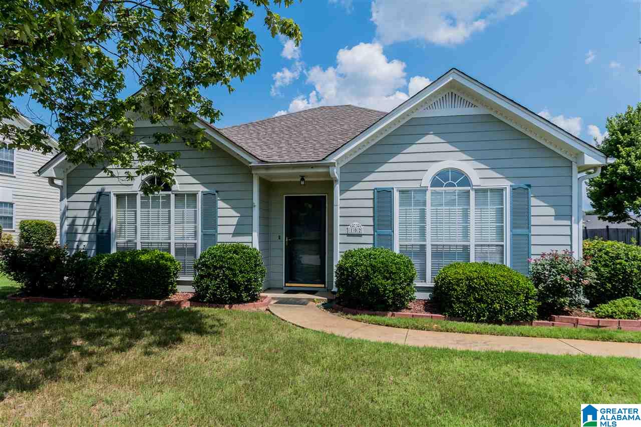 102 Stone Hill Circle Pelham, AL 35124 - Photo 2 of 29