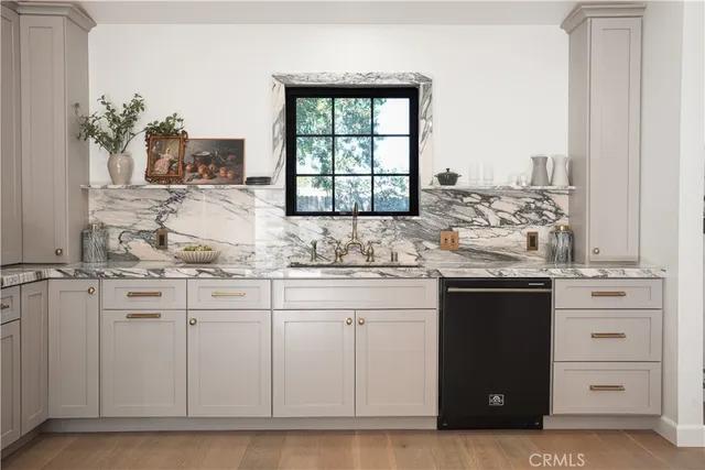 $2,175,000 | 213 Miguel Place, Fullerton, CA 92835