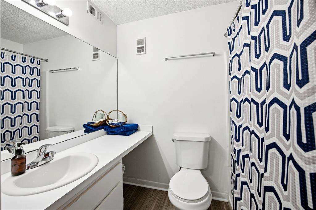 3921 Southwest 34th Street, Unit 1C Gainesville, FL 32608 - Photo 14 of 21