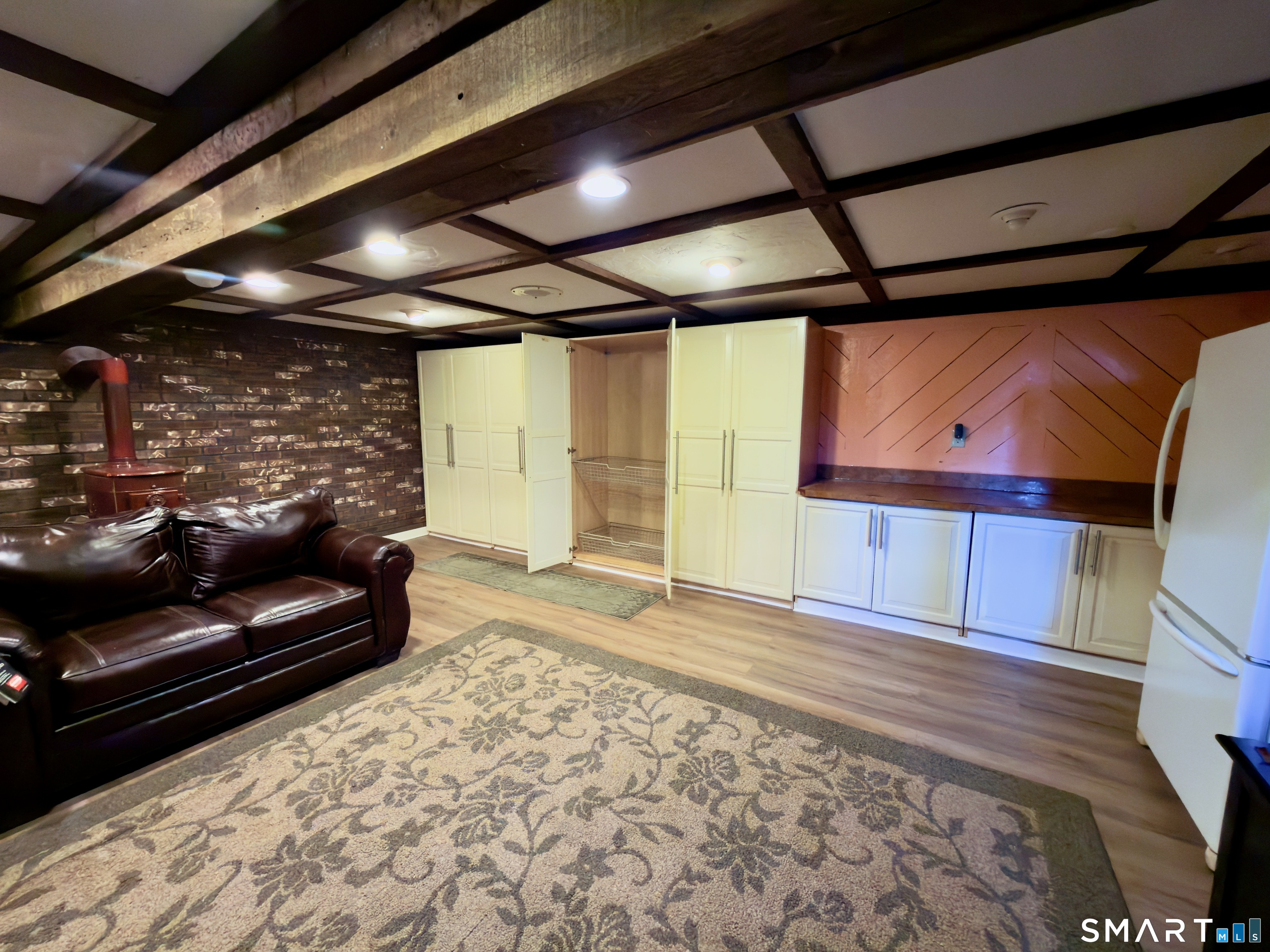 25 Greenfield Avenue Waterbury, CT 06708 - Photo 24 of 37