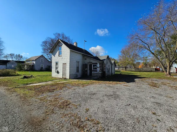 $99,900 | 108 South Center Street, Greenfield, IN 46154